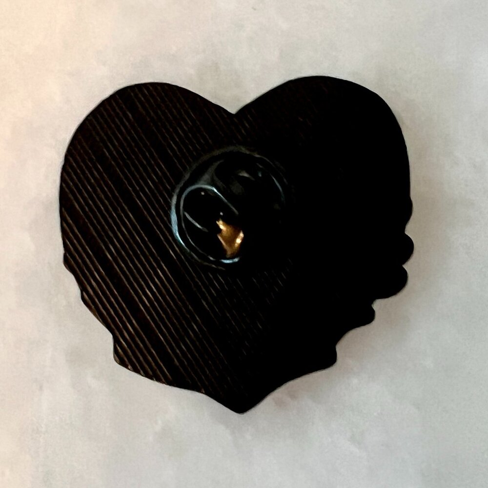 🧷🐕BE THE PERSON THAT YOUR DOG THINKS YOU ARE - Enamel Pin - Black Backing - Picture 4 of 4